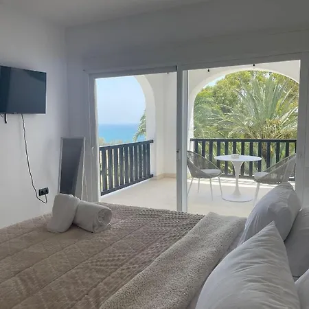 Stunning With Sea Views & Jacuzzi וילה *